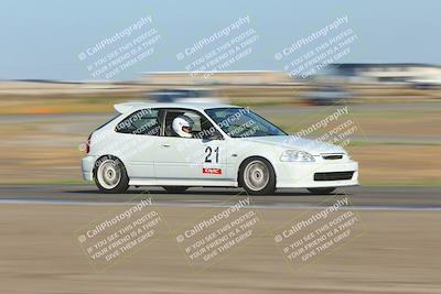 media/Oct-04-2025-OnGrid (Sat) [[44bd565ffa]]/Purple Group/SunSet/